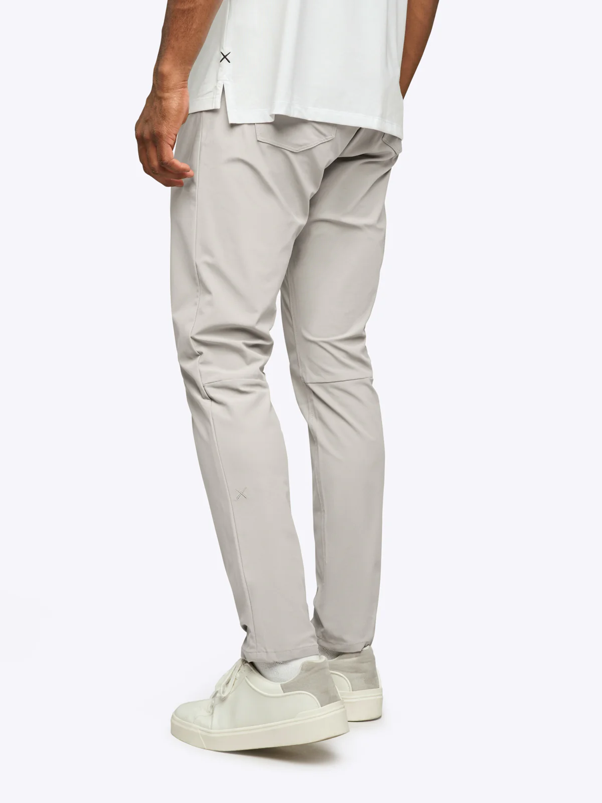 AO 5 Pocket Pant | Vapor Slim-fit Versaknit® - Image 3