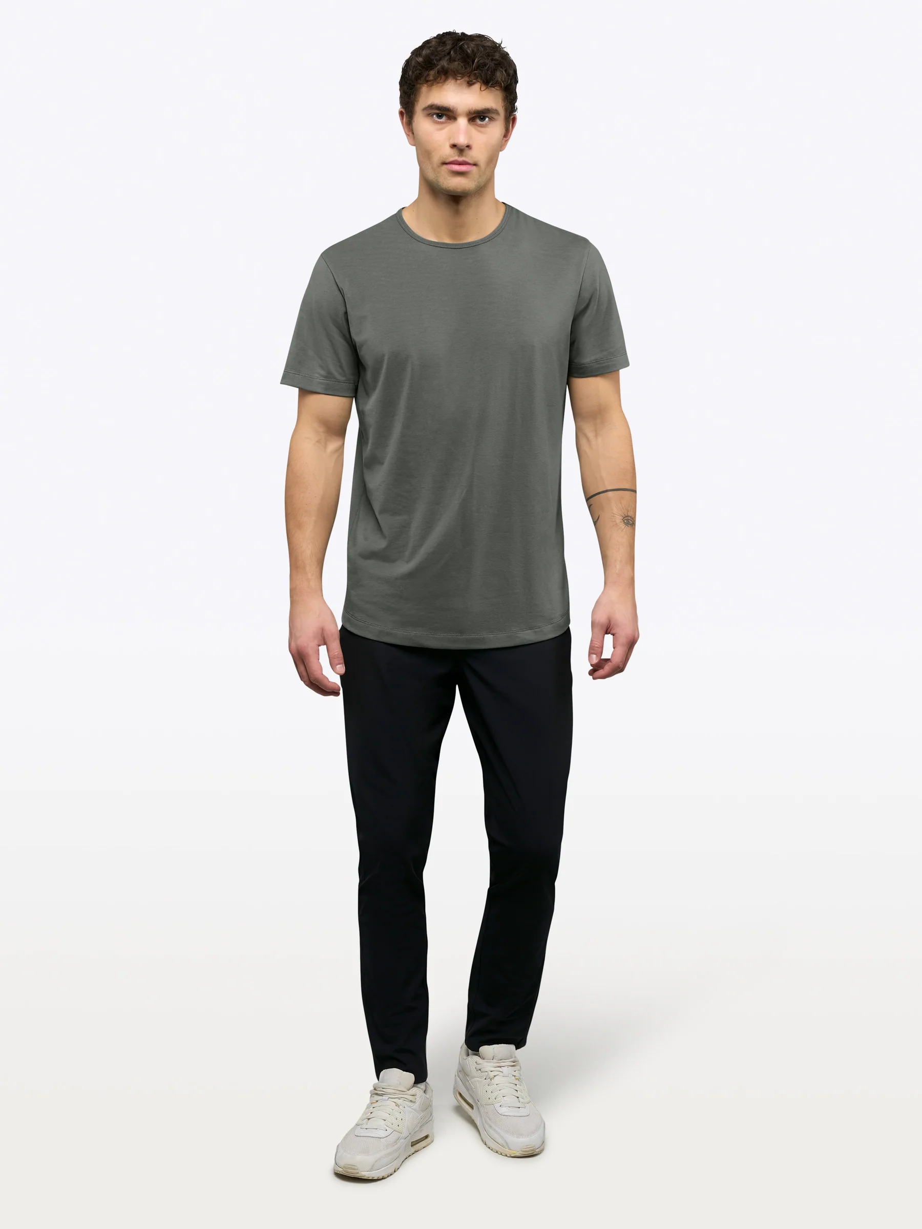 AO Curve-Hem Tee | Castor Grey Signature-Fit PYCA Pro® - Image 4