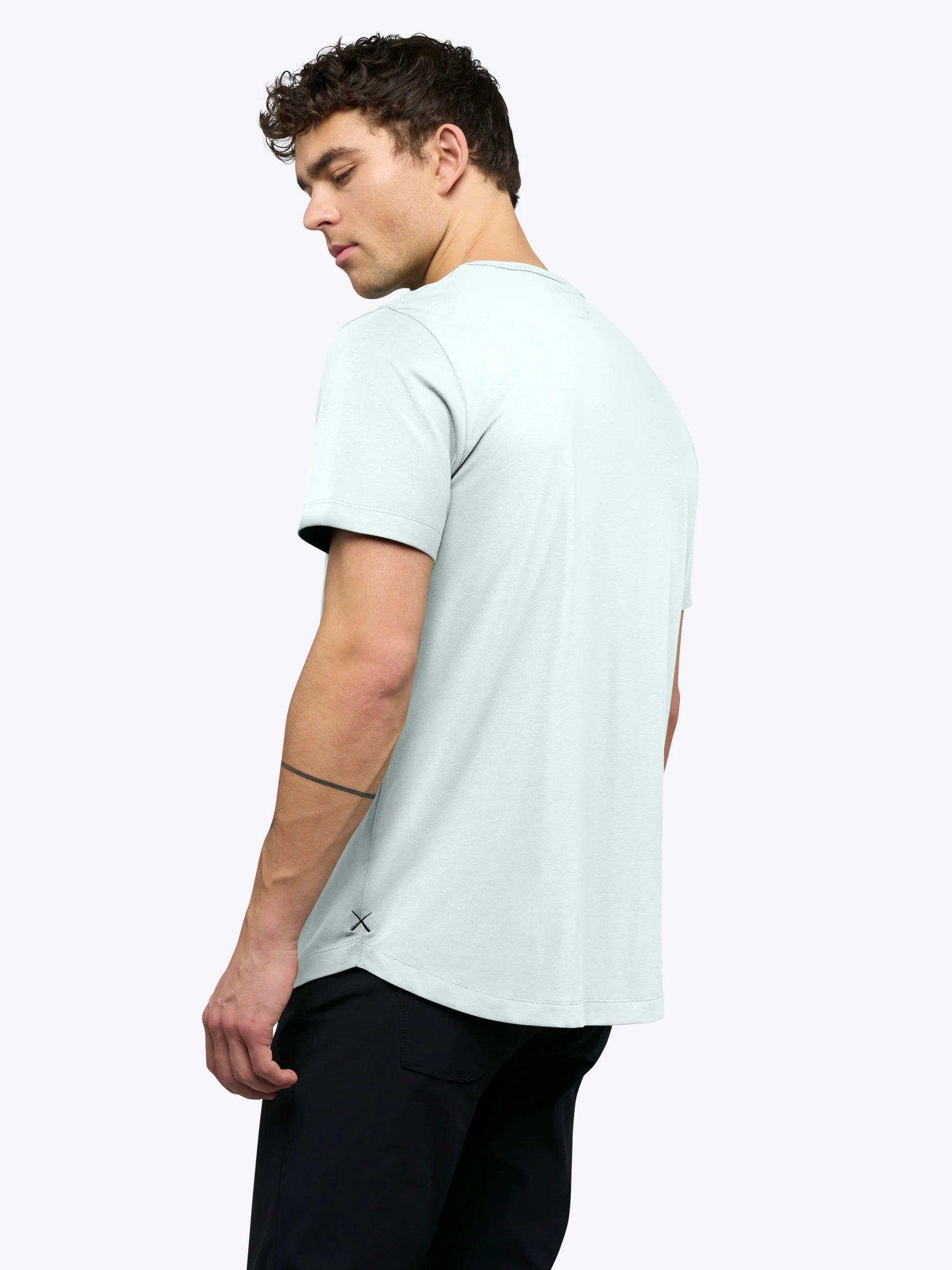 AO Curve-Hem Tee | Diaphonous Signature-Fit PYCA Pro® - Image 3