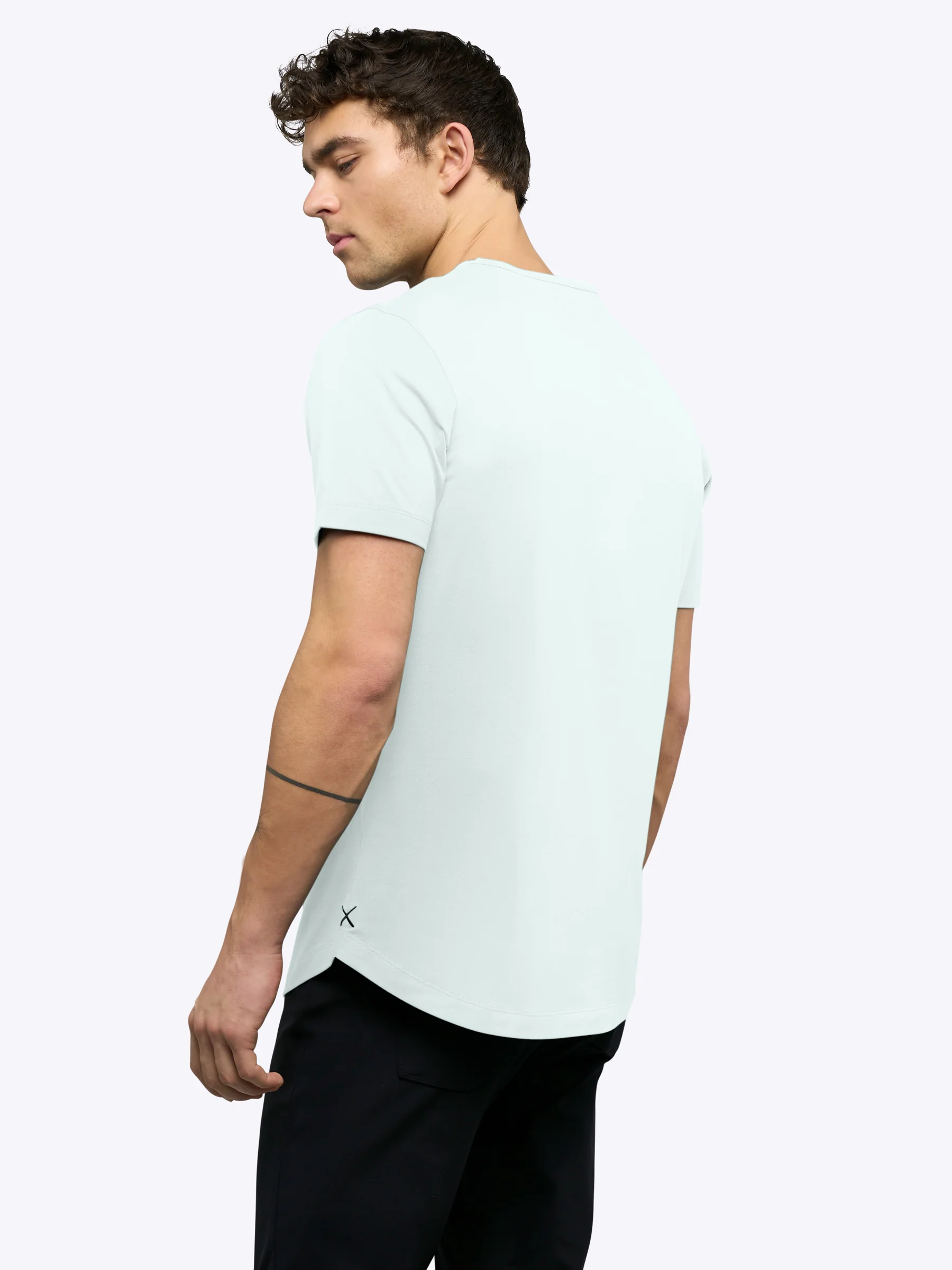 AO Henley Curve-Hem | Diaphonous Signature-Fit PYCA Pro® - Image 3