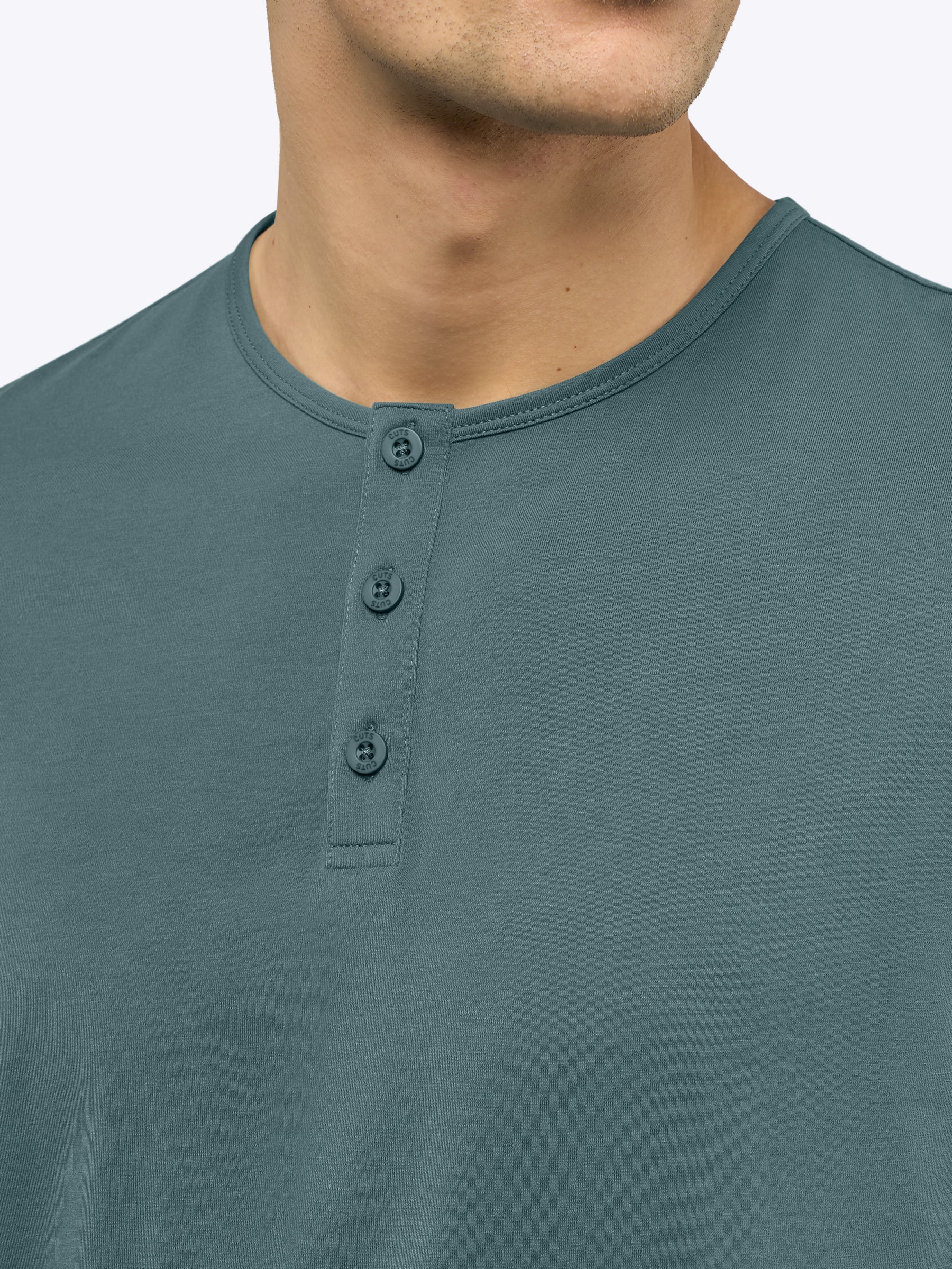AO Henley Curve-Hem | North Atlantic Signature-Fit PYCA Pro® - Image 5