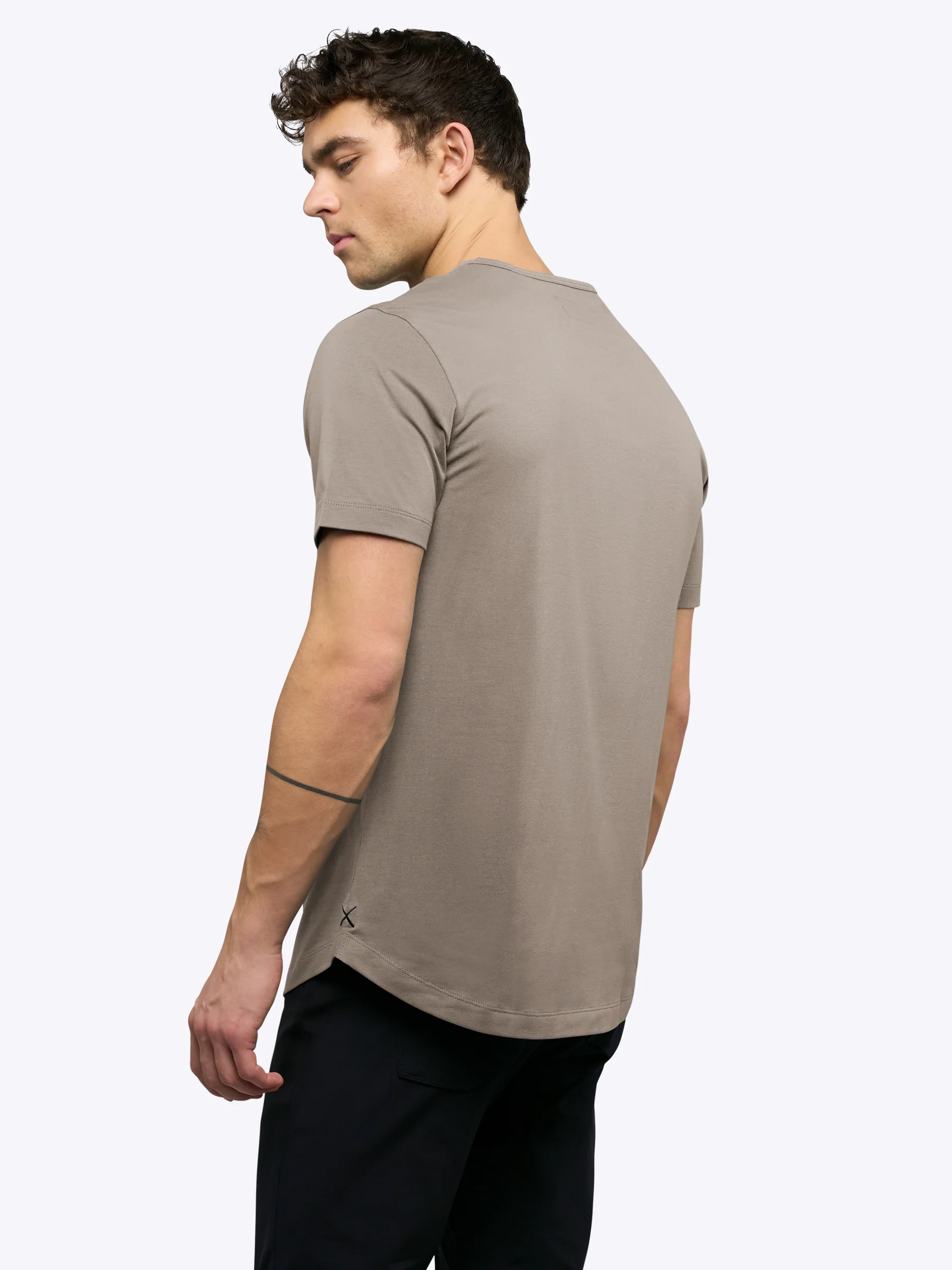 AO Henley Curve-Hem | Pure Cashmere Signature-Fit PYCA Pro® - Image 3