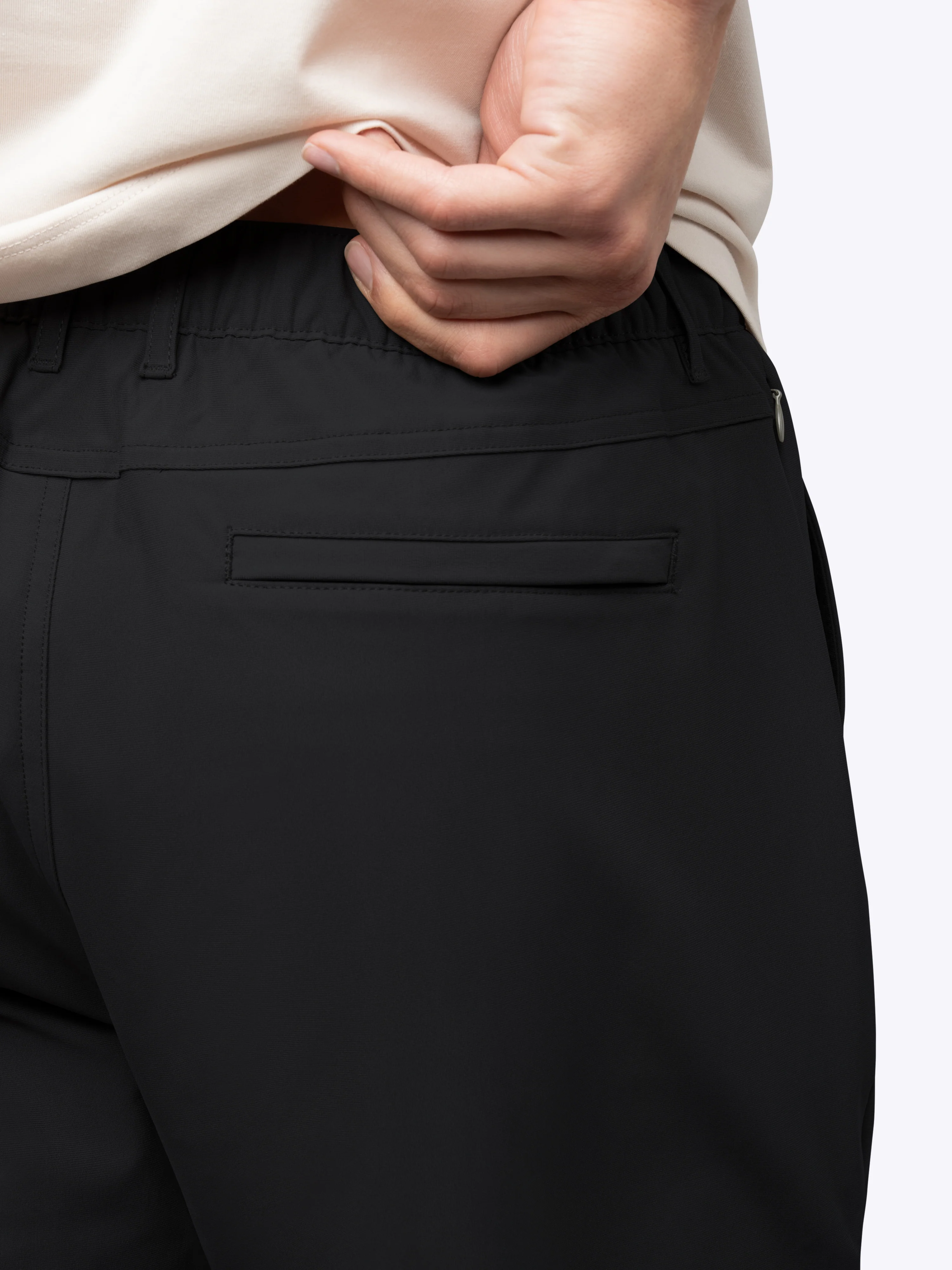 AO Jogger Pant 2.0 | Black Straight-Leg Versaknit® - Image 5
