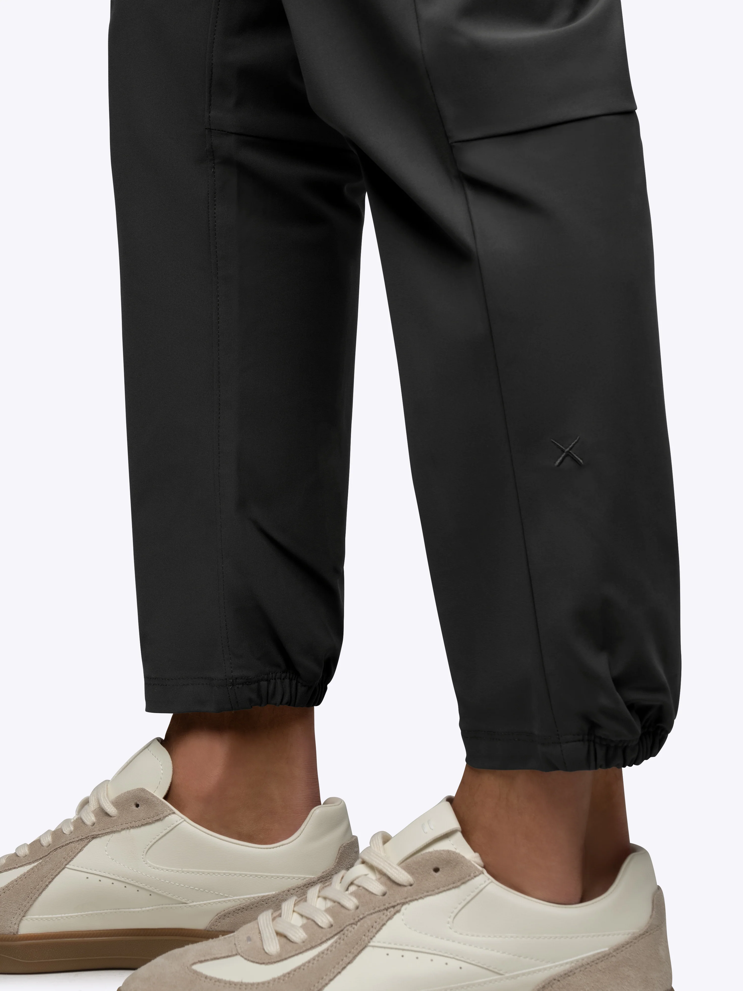 AO Jogger Pant 2.0 | Black Straight-Leg Versaknit® - Image 6
