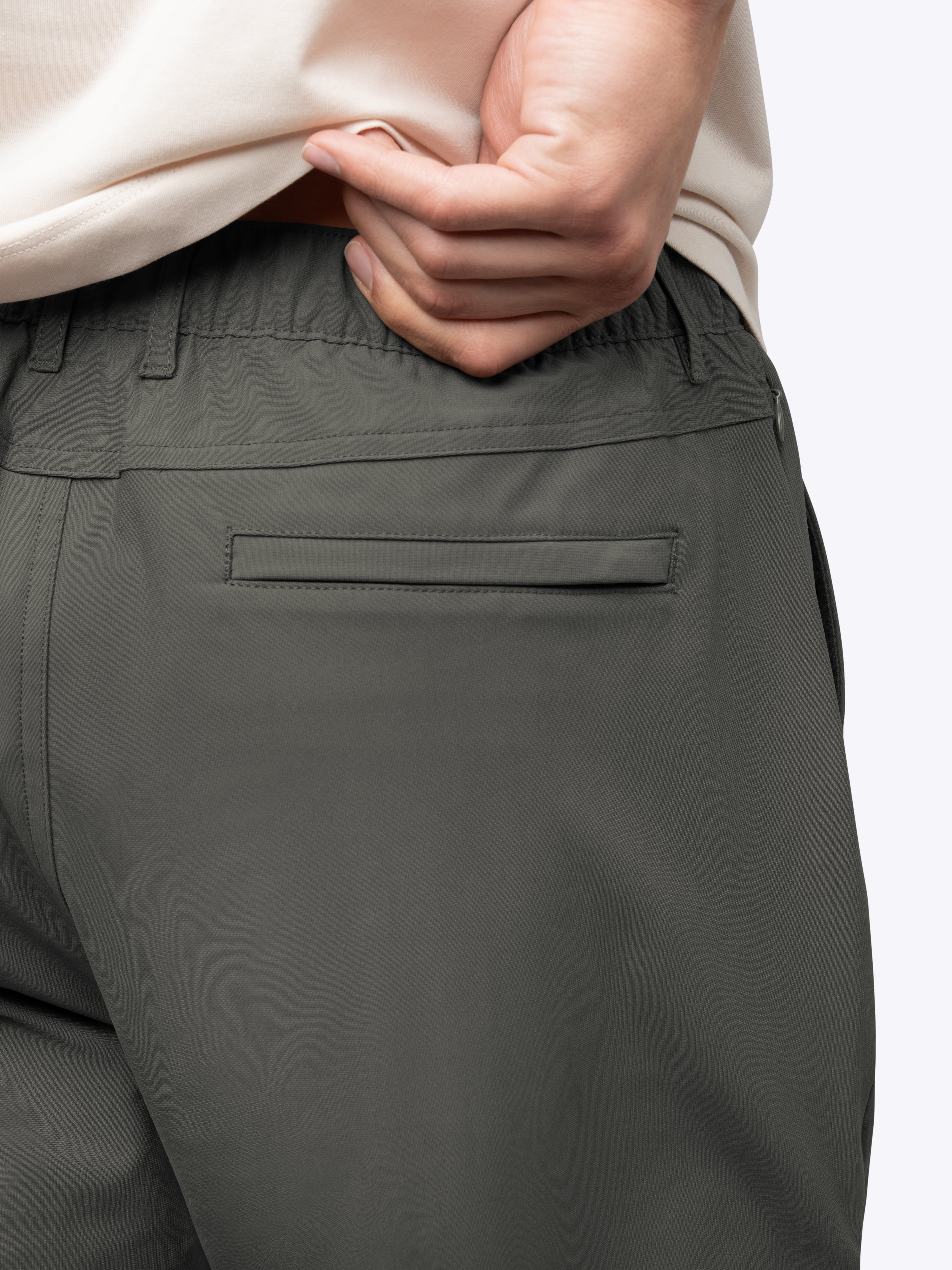 AO Jogger Pant 2.0 | Dark Pine Straight-Leg Versaknit® - Image 4