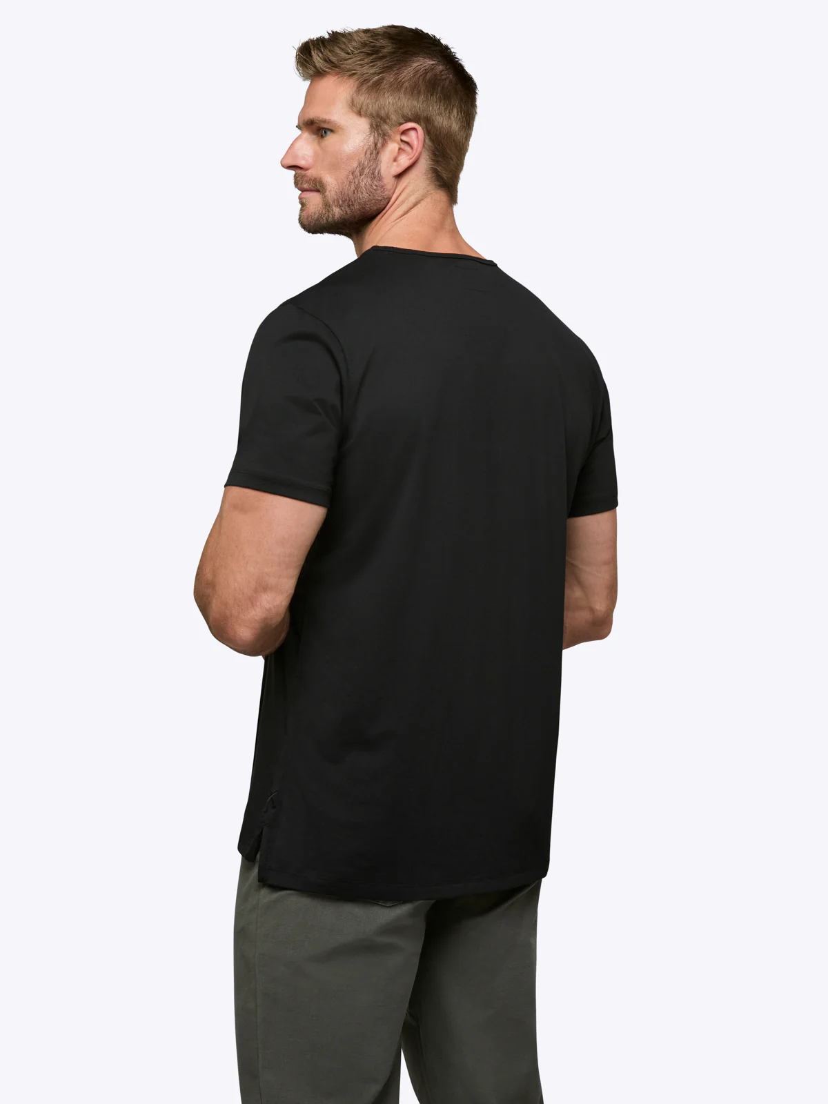 AO Split-Hem Tee | Black Signature-fit PYCA Pro® - Image 4