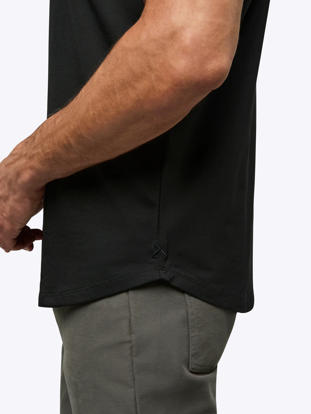 AO Henley Curve-Hem | Black Signature-fit PYCA Pro® - Image 5