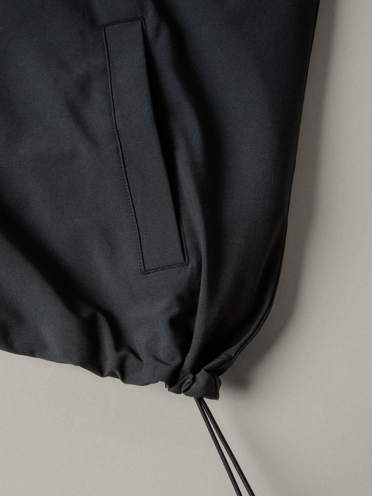 Club Golf Q-Zip | Black Classic-fit - Image 4
