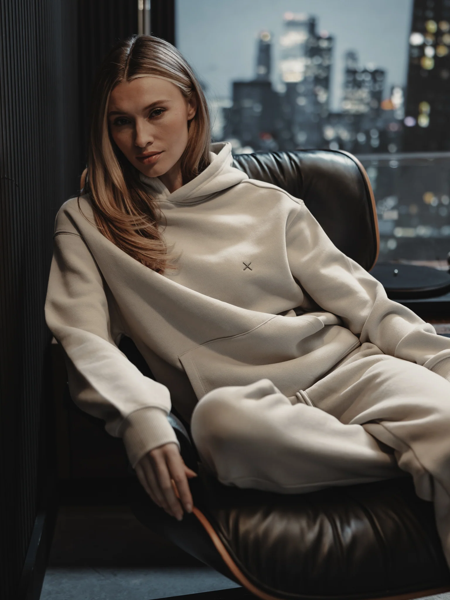 Divine Fleece Hoodie | Parchment Classic-fit - Image 3