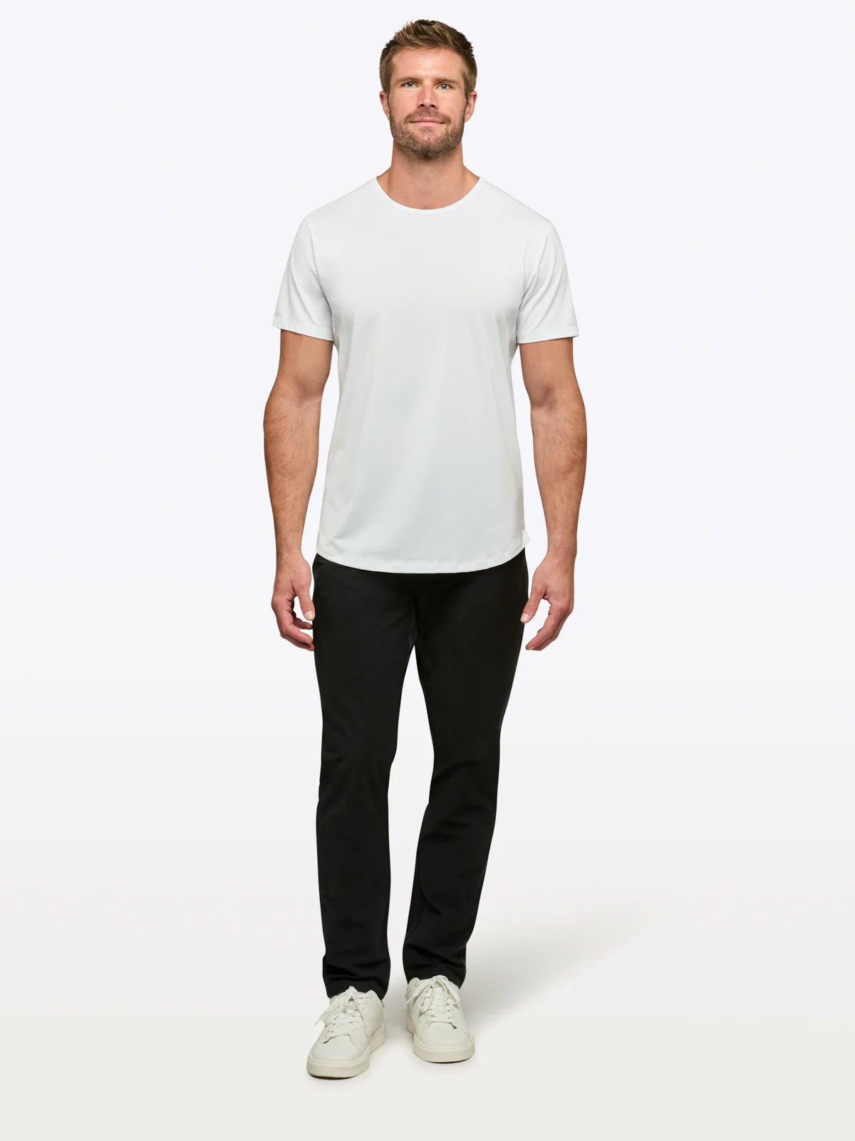 AO Curve-Hem Tee | White Signature-fit PYCA Pro® - Image 4