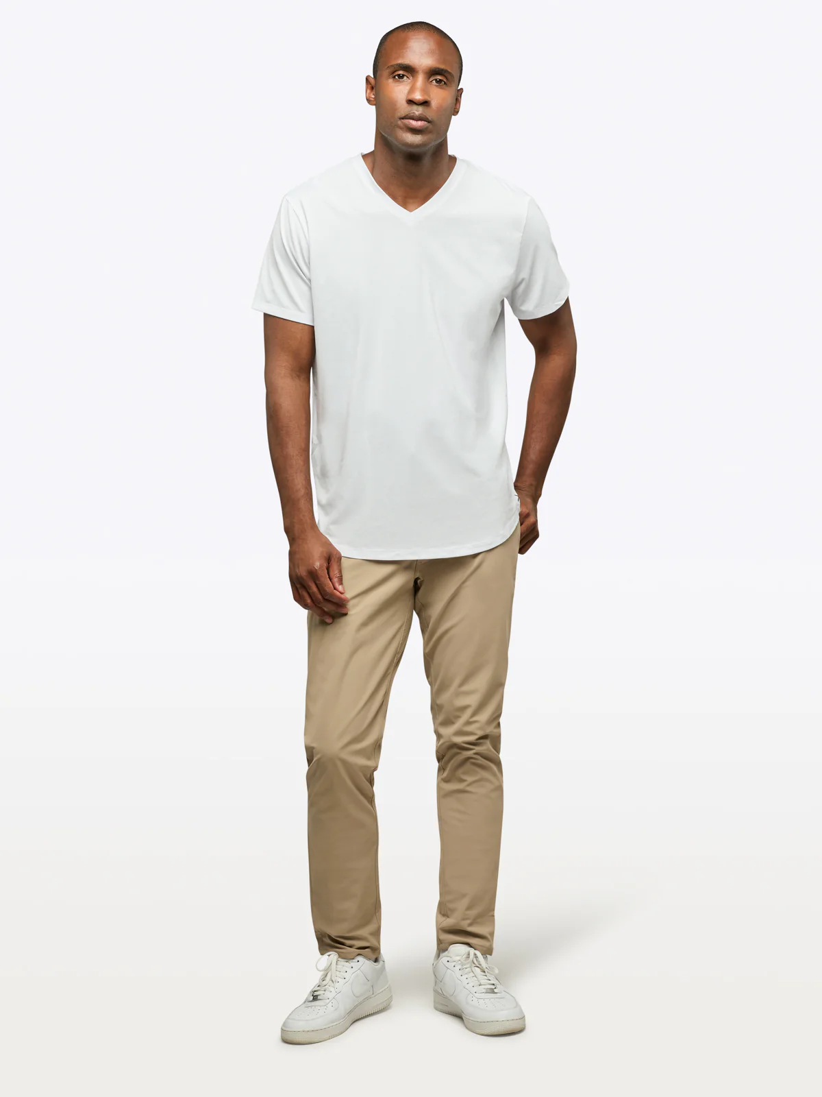 AO V-Neck Curve-Hem Tee | White Signature-fit PYCA Pro® - Image 3